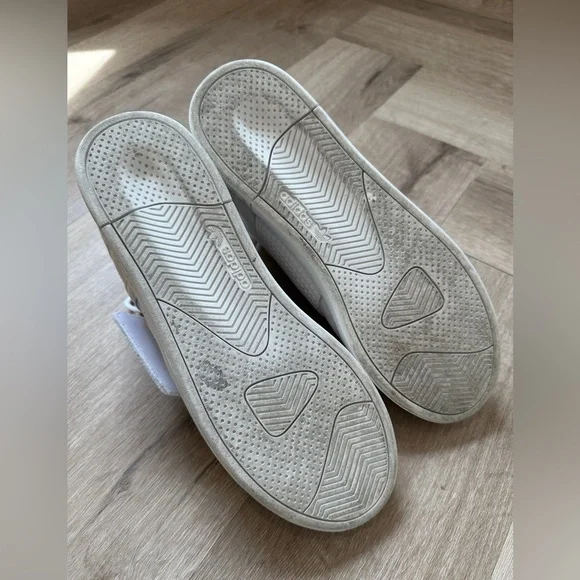 adidas Beige High-Top Sneakers with Velcro - Picture 6 of 9